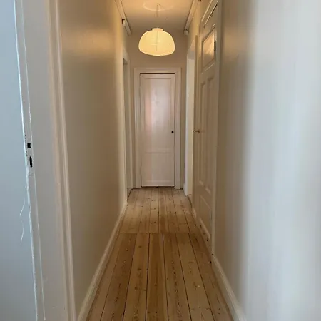 Lovely Flat In Central Vesterbro Apartament
